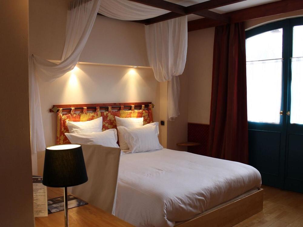 Logis Hotel Les Pages Luneville Exterior photo